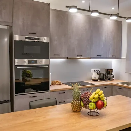 'nossia' & Cozy In Naxos Town *